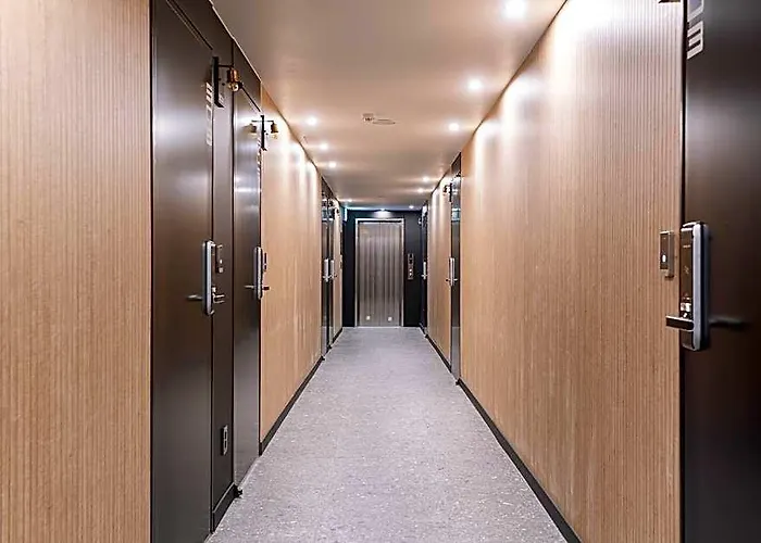 Seongnam Wol Hotel 2*