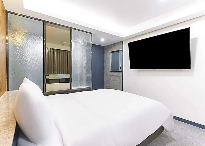 Hotel Seongnam Wol